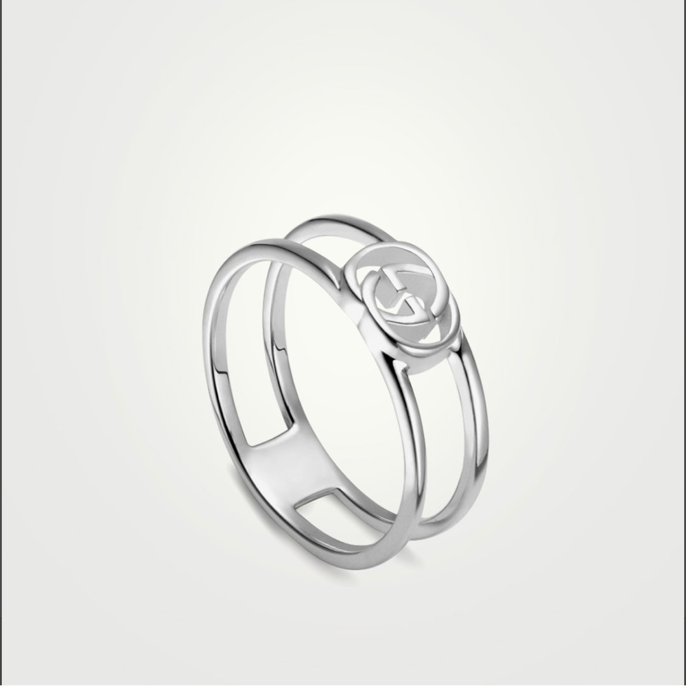 Gucci Interlocking G Silver Ring size 6